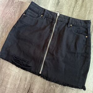 PacSun Black Denim Mini Skirt Zip Front Distressed Y2K Low Rise Size 25